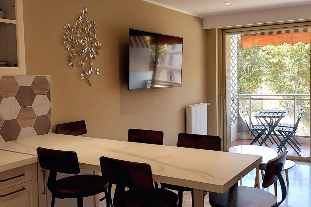 Immeuble Le Regency, Appartement 4 Pieces, 80 Metres De La Plage Menton Exterior photo