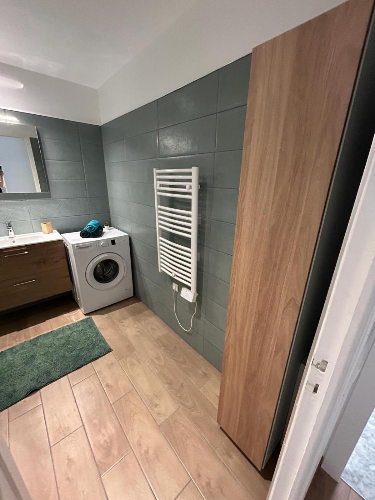 Immeuble Le Regency, Appartement 4 Pieces, 80 Metres De La Plage Menton Exterior photo